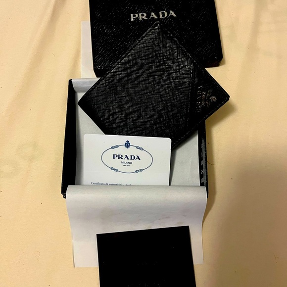 Prada Men’s Wallet - Picture 1 of 3